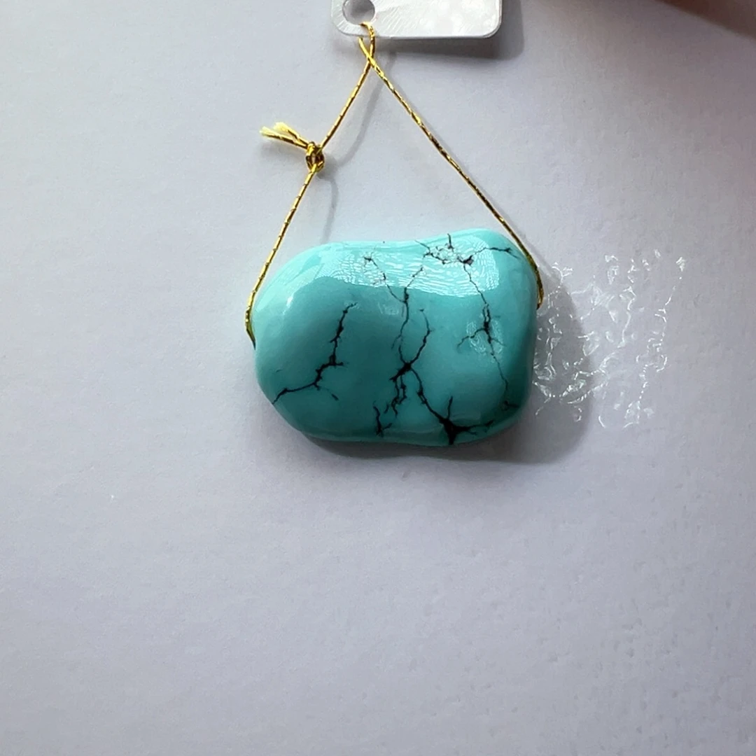 绿松石未镶嵌挂件