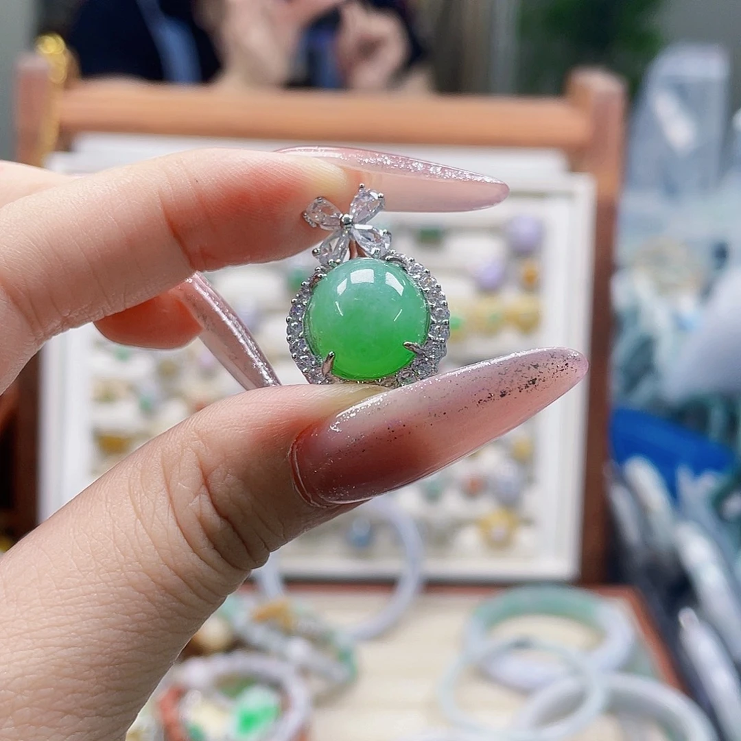 翡翠未镶嵌颈饰天然翡翠Ａ货