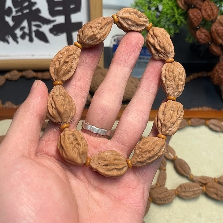 文玩核桃吊坠核桃37