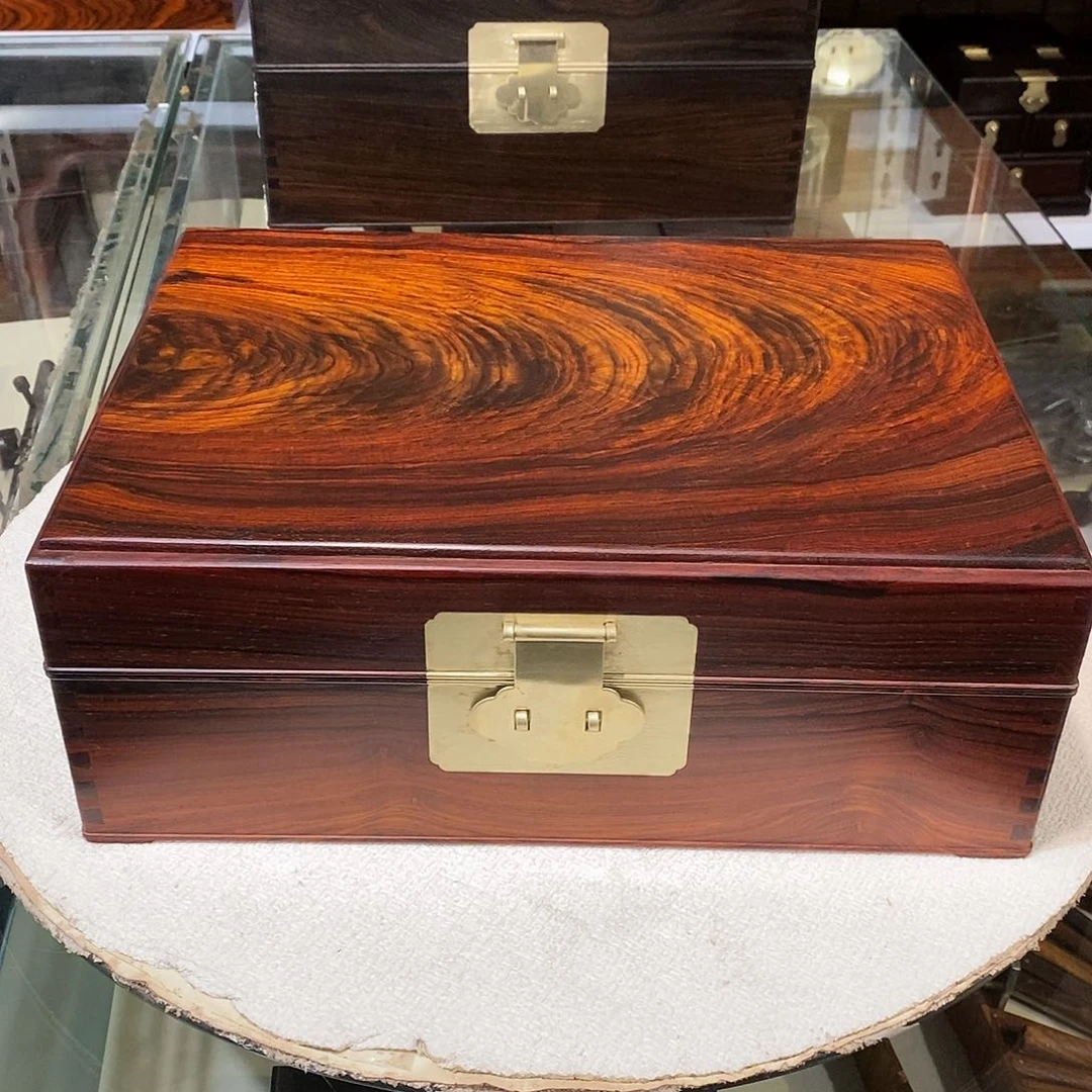 微凹黄檀（南美大红酸枝）独板收纳盒33/24/12.5