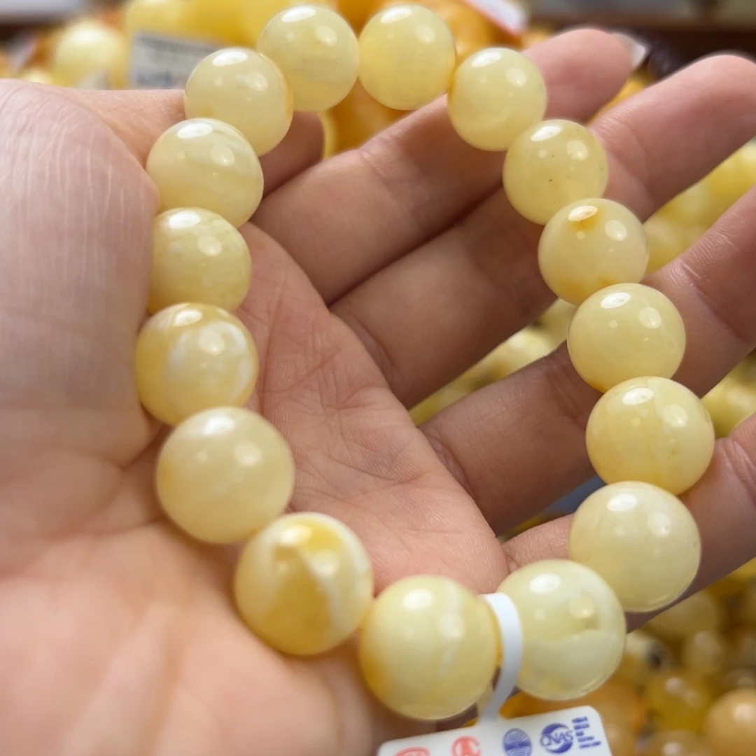 未镶嵌琥珀珠宝奇石