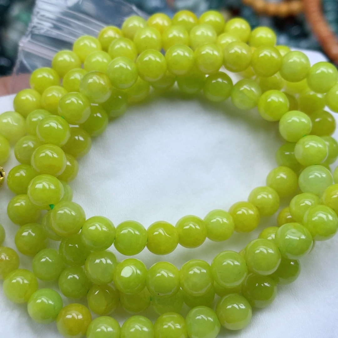 翡翠颈饰未镶嵌手串