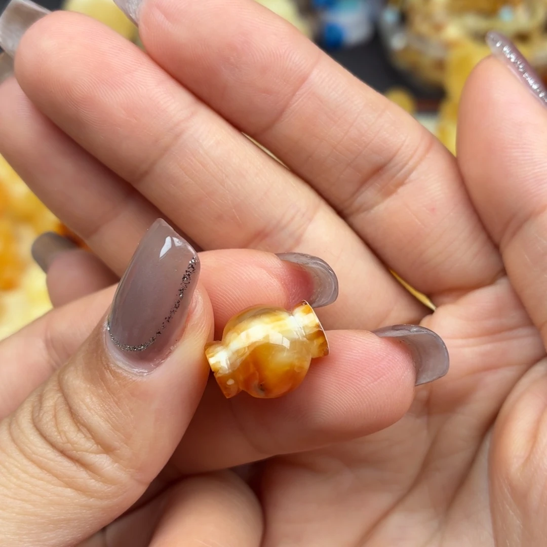 裸石琥珀未镶嵌蜜蜡