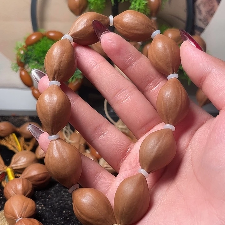 橄榄核手串/手链1.8三面佛10