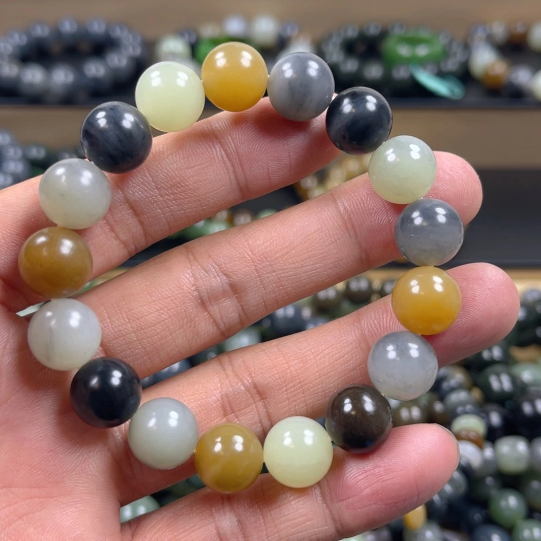 和田玉手串未镶嵌