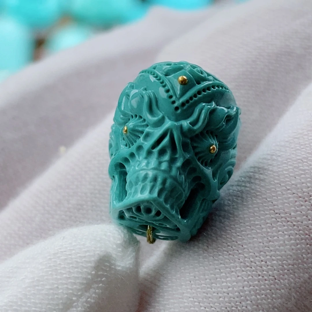 绿松石配饰未镶嵌