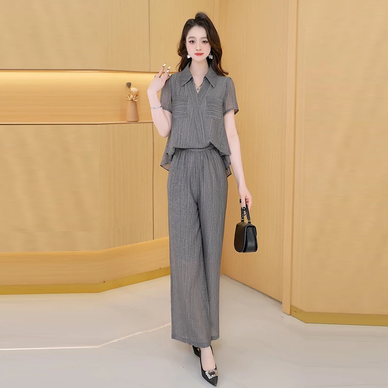 【两件套】夏季时尚修身气质短袖洋气休闲收腰显瘦减龄女装套裤