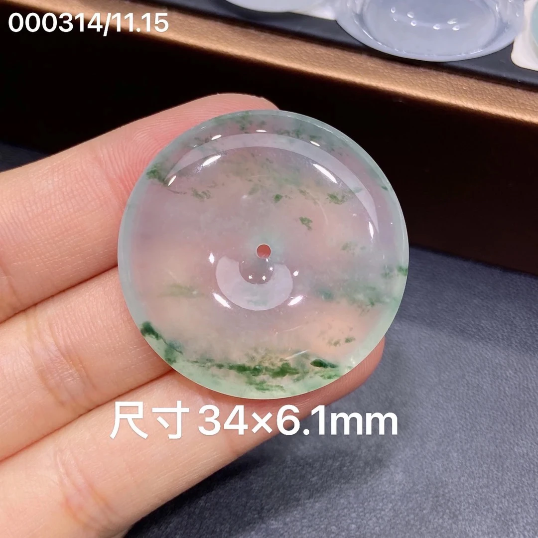 缅甸天然A货翡翠，高冰玻种水，飘意境绿花平安扣吊坠，精美百搭R