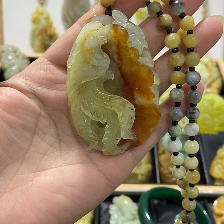蛇纹石玉未镶嵌挂件