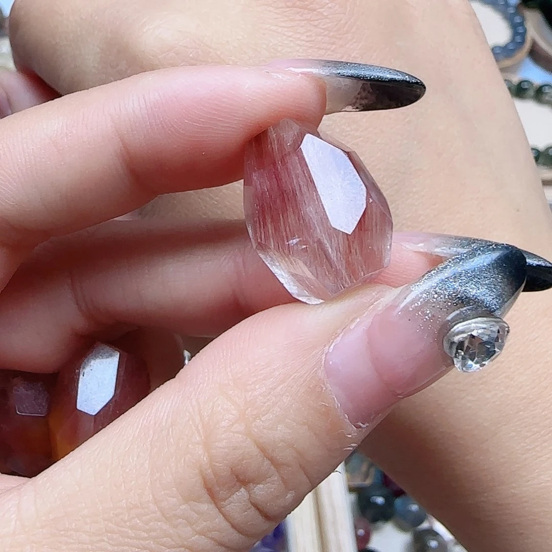 水晶手串未镶嵌青****哥粉紫兔毛随形