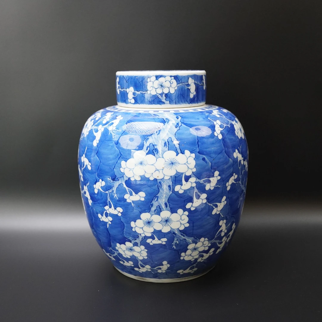 Lot.25090749清光绪青花冰梅纹盖罐 高：约28.8cm