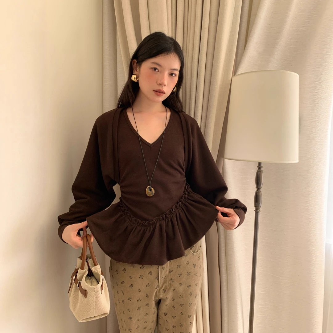09.15NEW OPEN 25秋季法式风软糯针织披肩背心两件毛衣套装女