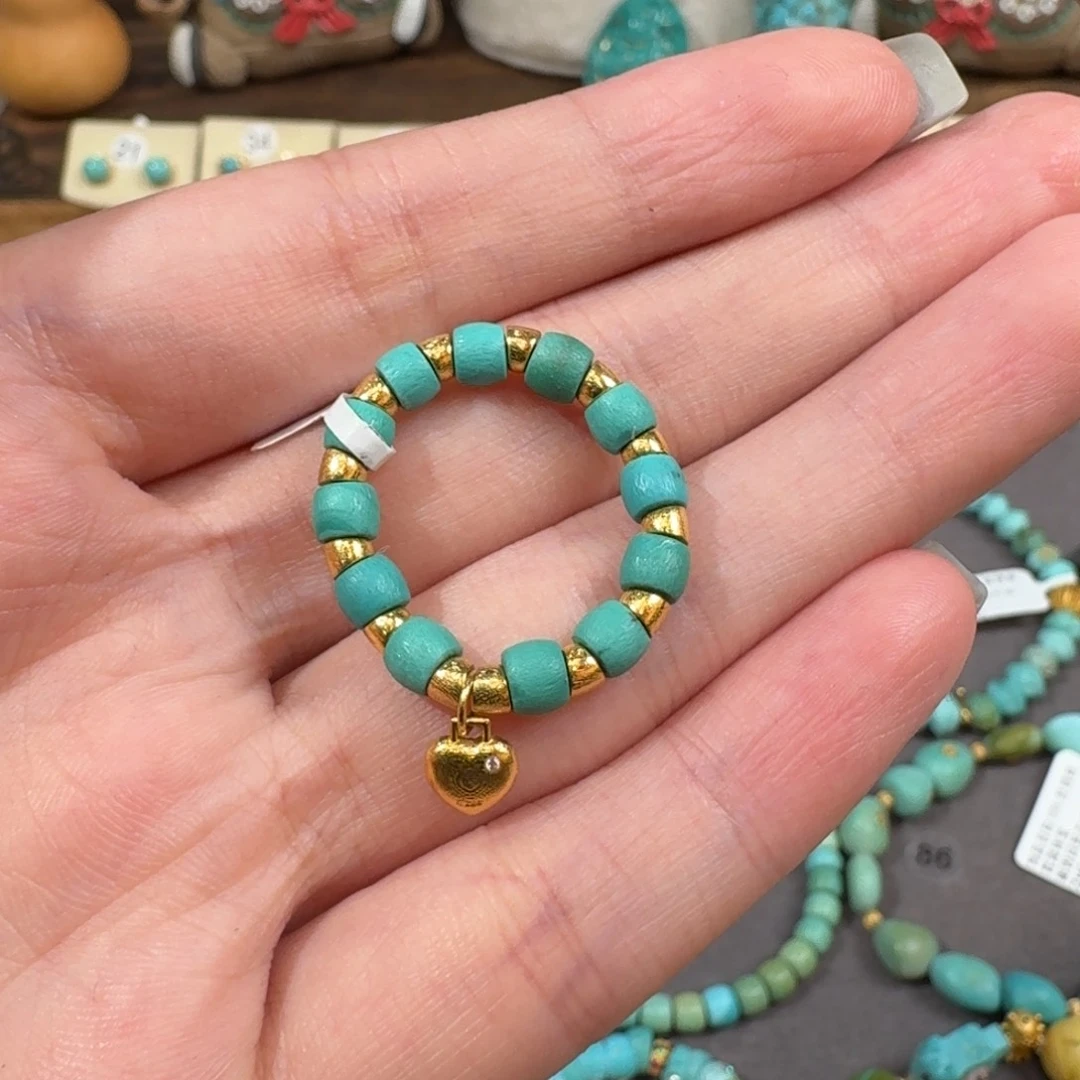 绿松石18K金镶嵌戒指