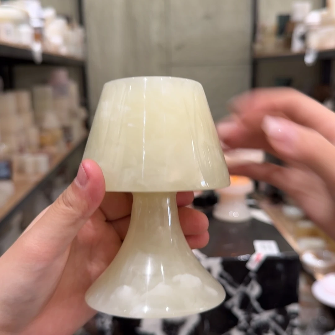 大理石R85。   关机。