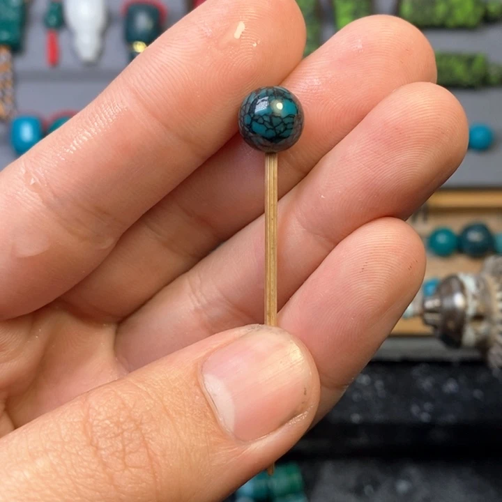 ****生琉璃颈饰卡18圆珠