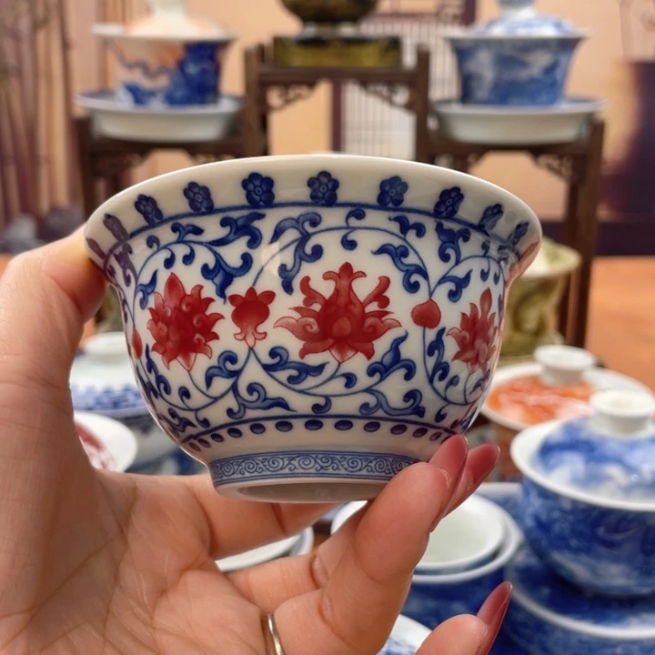 摆件陶釉里红缠枝莲压手杯