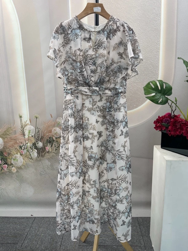 ZLR2025夏【拉家】丝丝腰收褶披肩知性钉钻印花连衣裙