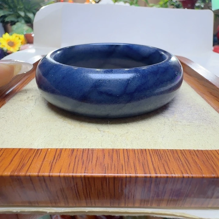 *****石英质玉未镶嵌手镯