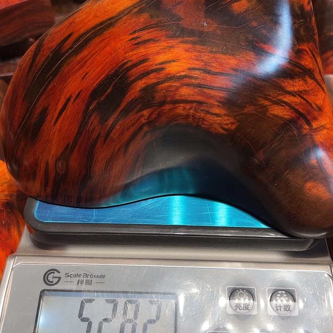 交趾黄檀（大红酸枝）金**旺