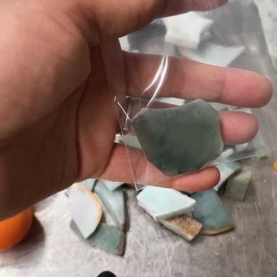 翡翠散珠英天然翡翠石