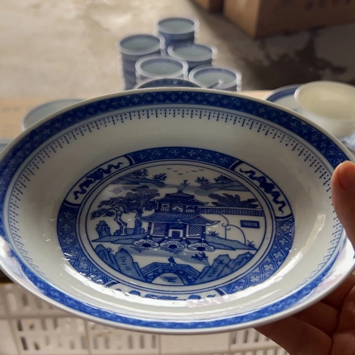 青花手绘8寸梧桐盘子