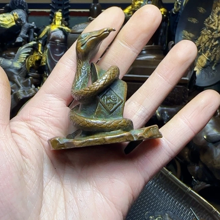 铜器把玩摆件链接