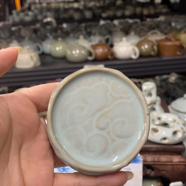 艾***了摆件天青釉祥云盖置