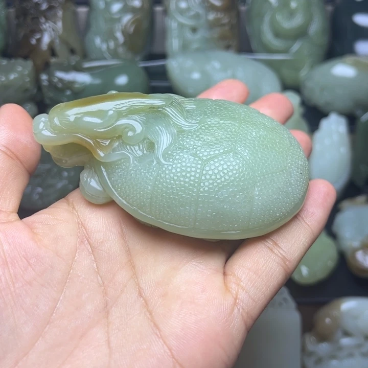 愿****和田玉未镶嵌颈饰