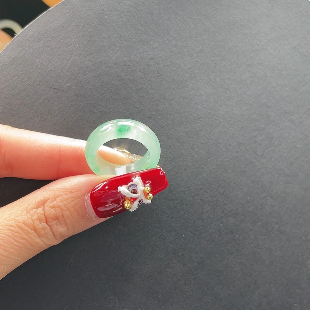 石英质玉戒指未镶嵌顺****姐