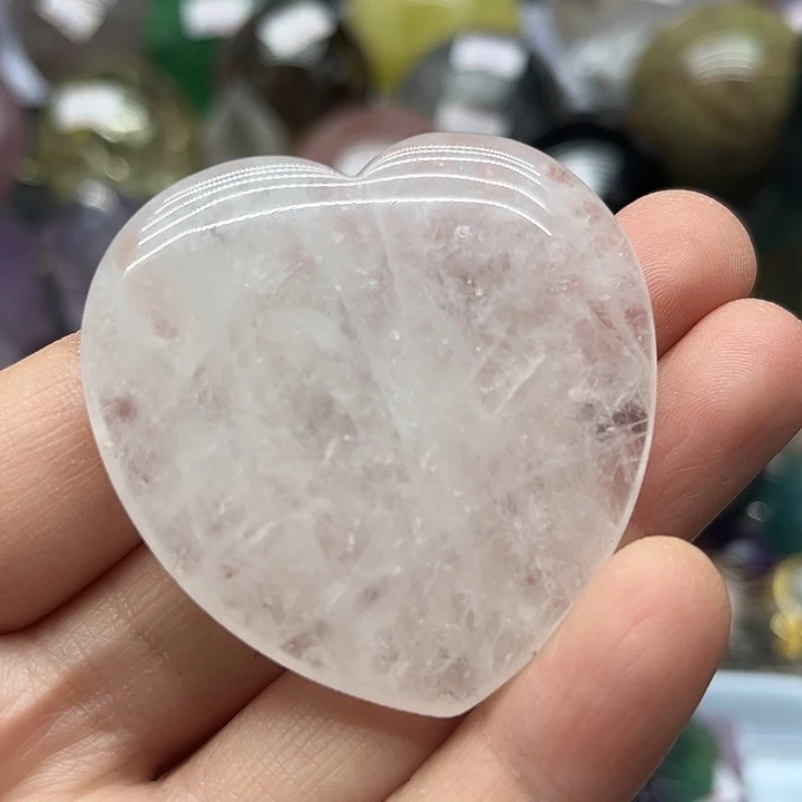 水晶未镶嵌珠宝半成品41克水晶爱心