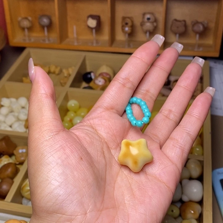 菜***菜吊坠猴头核桃星星绿卡