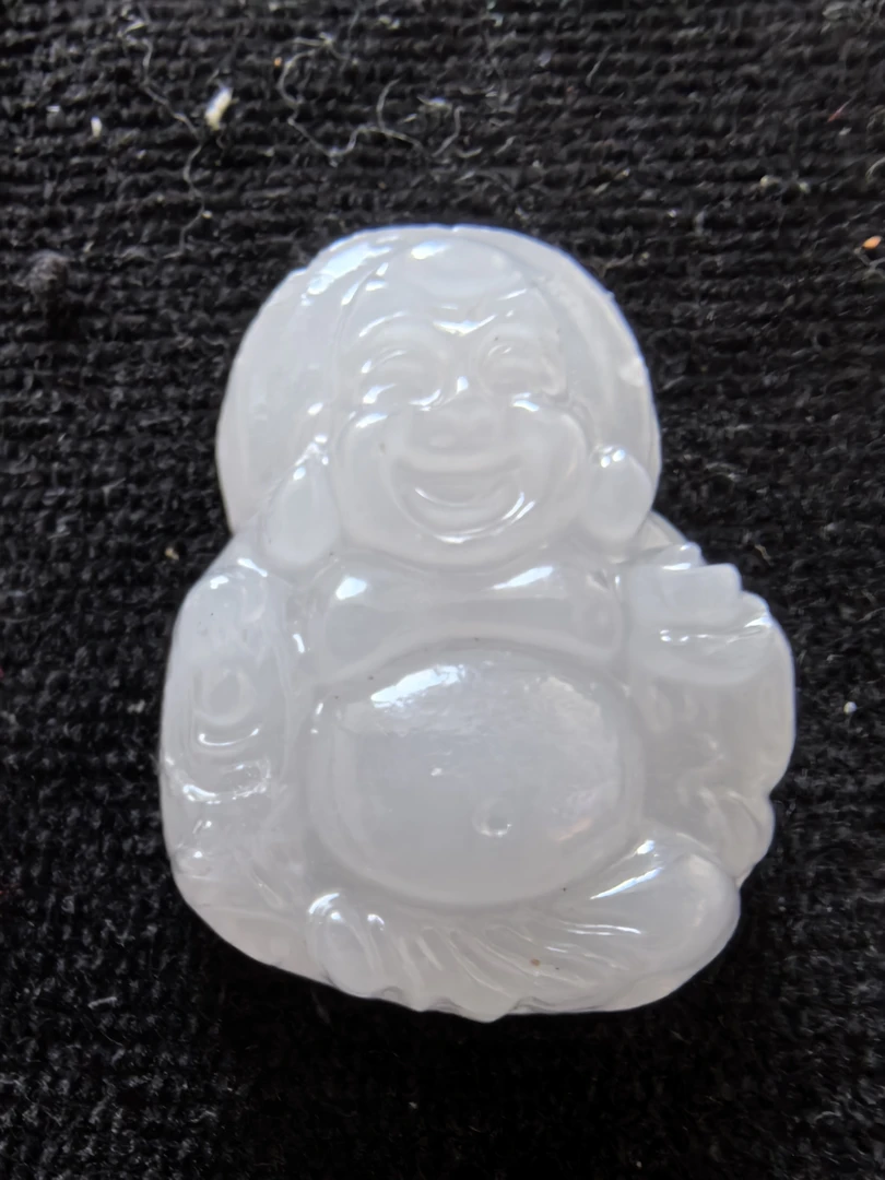 铜石英质玉吊坠 老料白冰底巧雕弥勒佛女款小佛公饰品