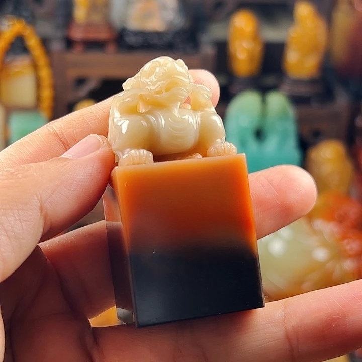 寿山石印石寿山石尼姑楼