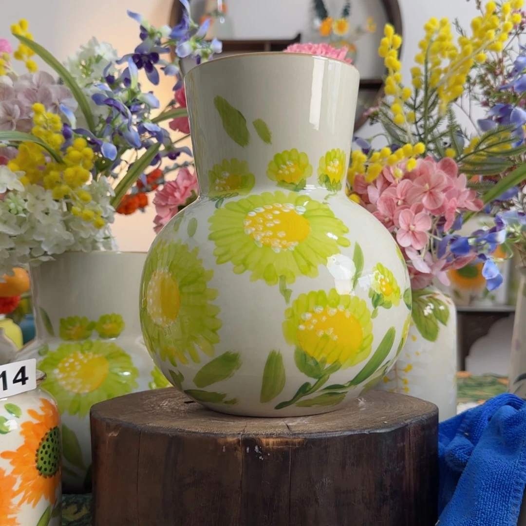 摆件景德镇陶瓷手绘小花瓶摆件无孔