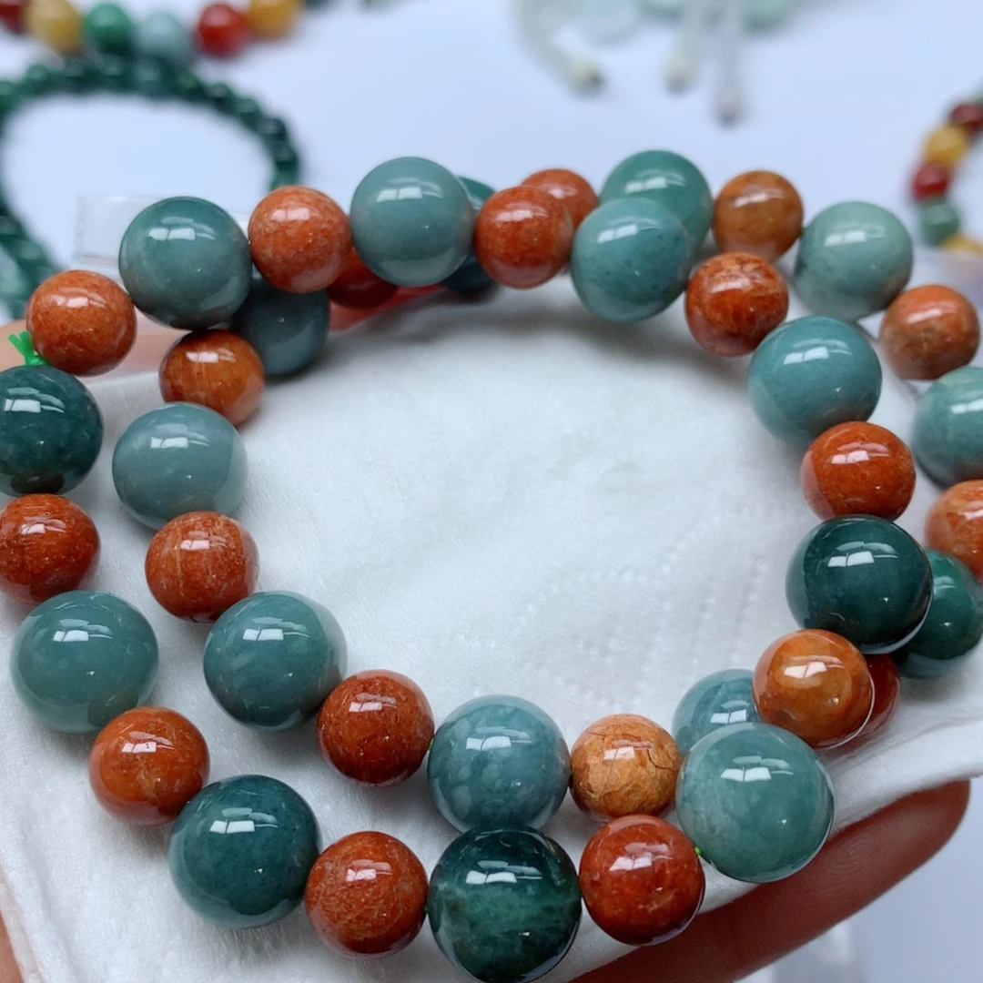 翡翠颈饰未镶嵌手串