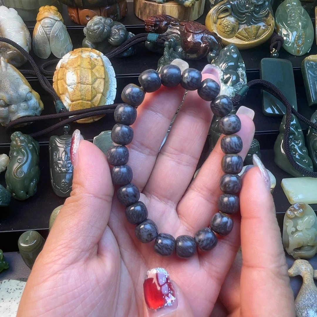 透闪石质玉未镶嵌手链