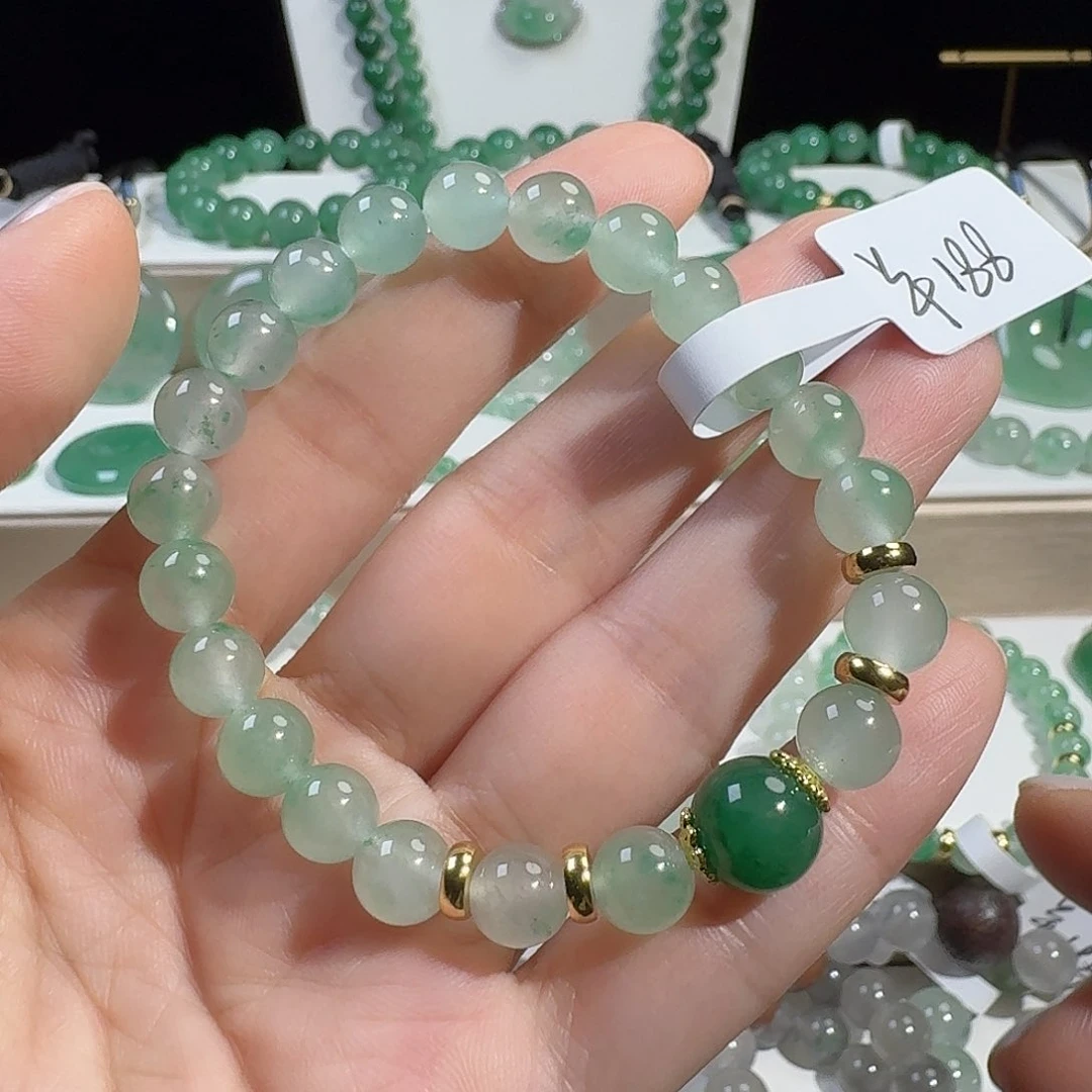 石英质玉（非洲翠）合金颈饰