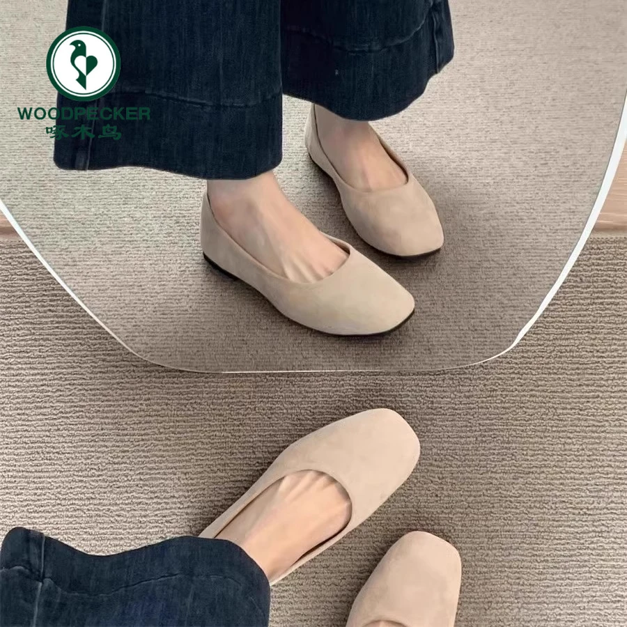 啄木鸟平底通勤百搭单鞋女2025春夏新款圆头工作鞋绒面浅口豆豆鞋