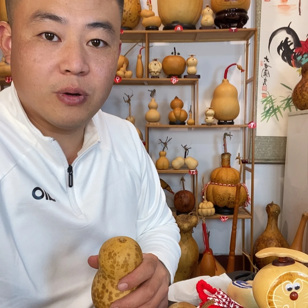 没***ヾ大叶紫檀（黑酸枝木类）