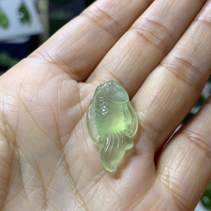 岫玉颈饰未镶嵌吊坠