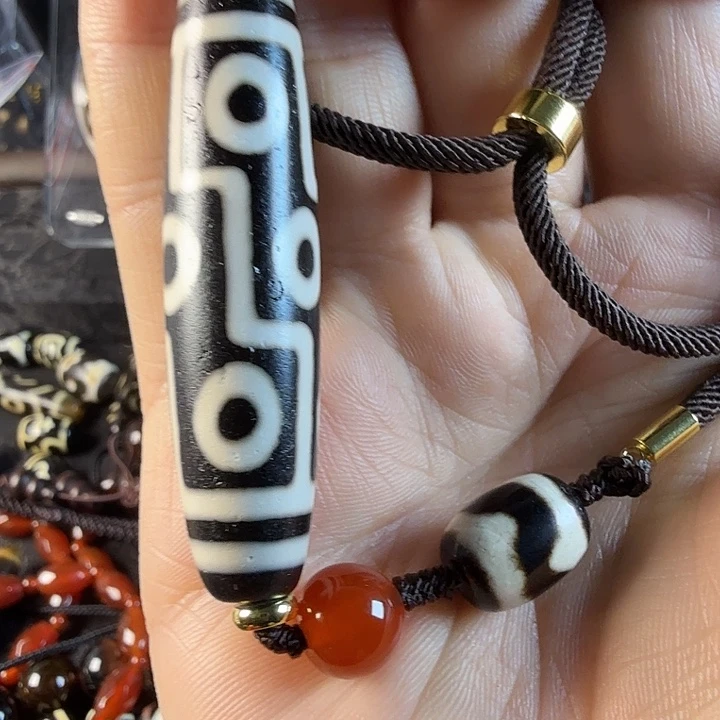 玛瑙/玉髓（覆膜）吊坠(赠链)未镶嵌