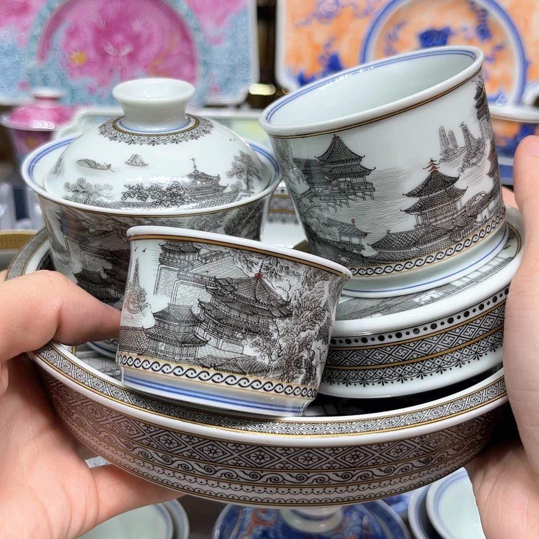 景德镇陶瓷艺术品
