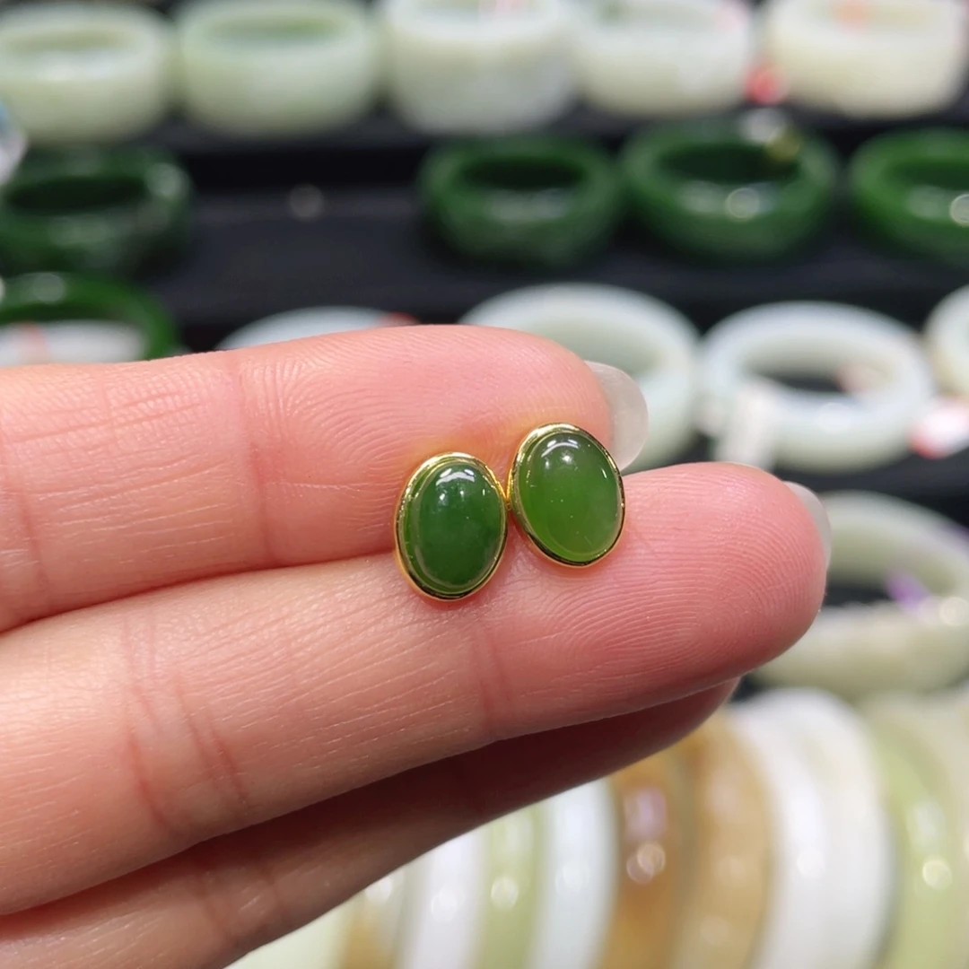 未镶嵌和田玉耳饰