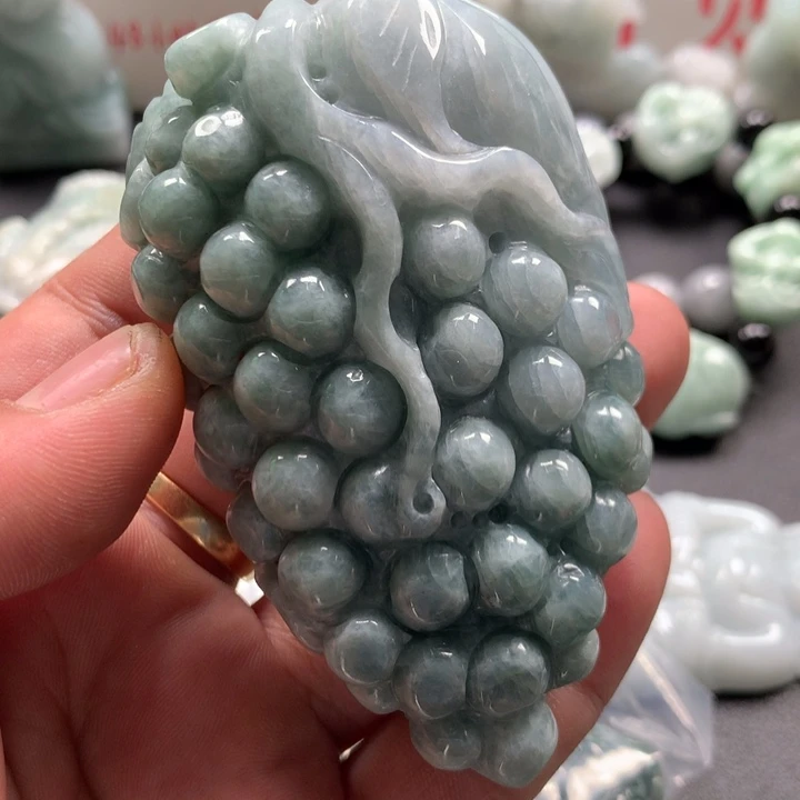 翡翠未镶嵌颈饰保真天然a货翡翠