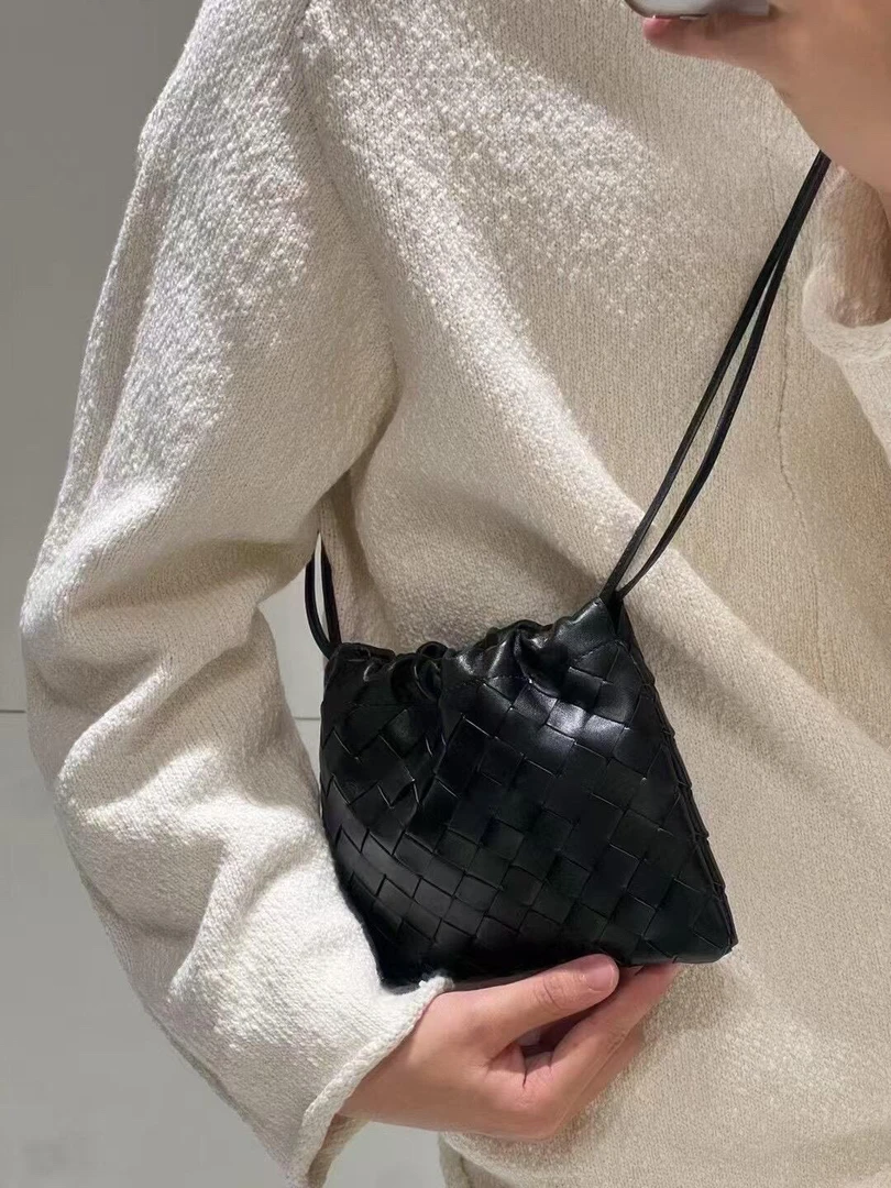 轻奢抽带流浪包包迷你式时尚耐磨编织斜挎包小包韩版斜跨包