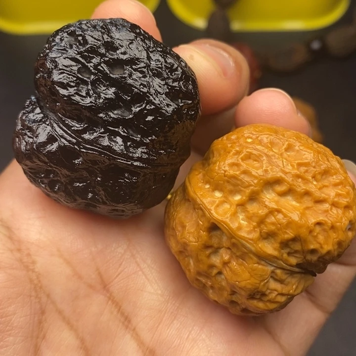 文玩核桃吊坠40尺肥蟾