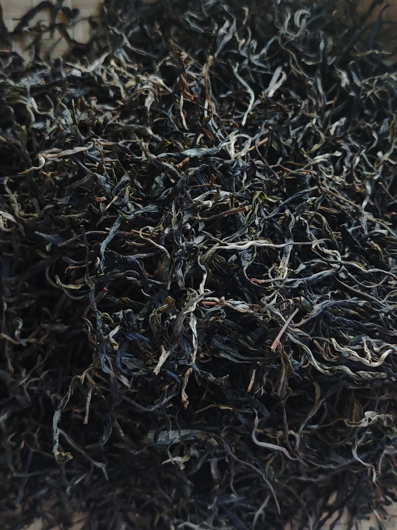 【茶农直供】2025年一扇磨古树头春 云南普洱茶 生茶 、散茶