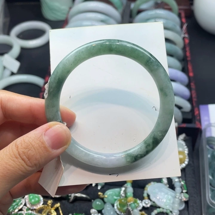 翡翠手镯未镶嵌翡翠手镯57圈口