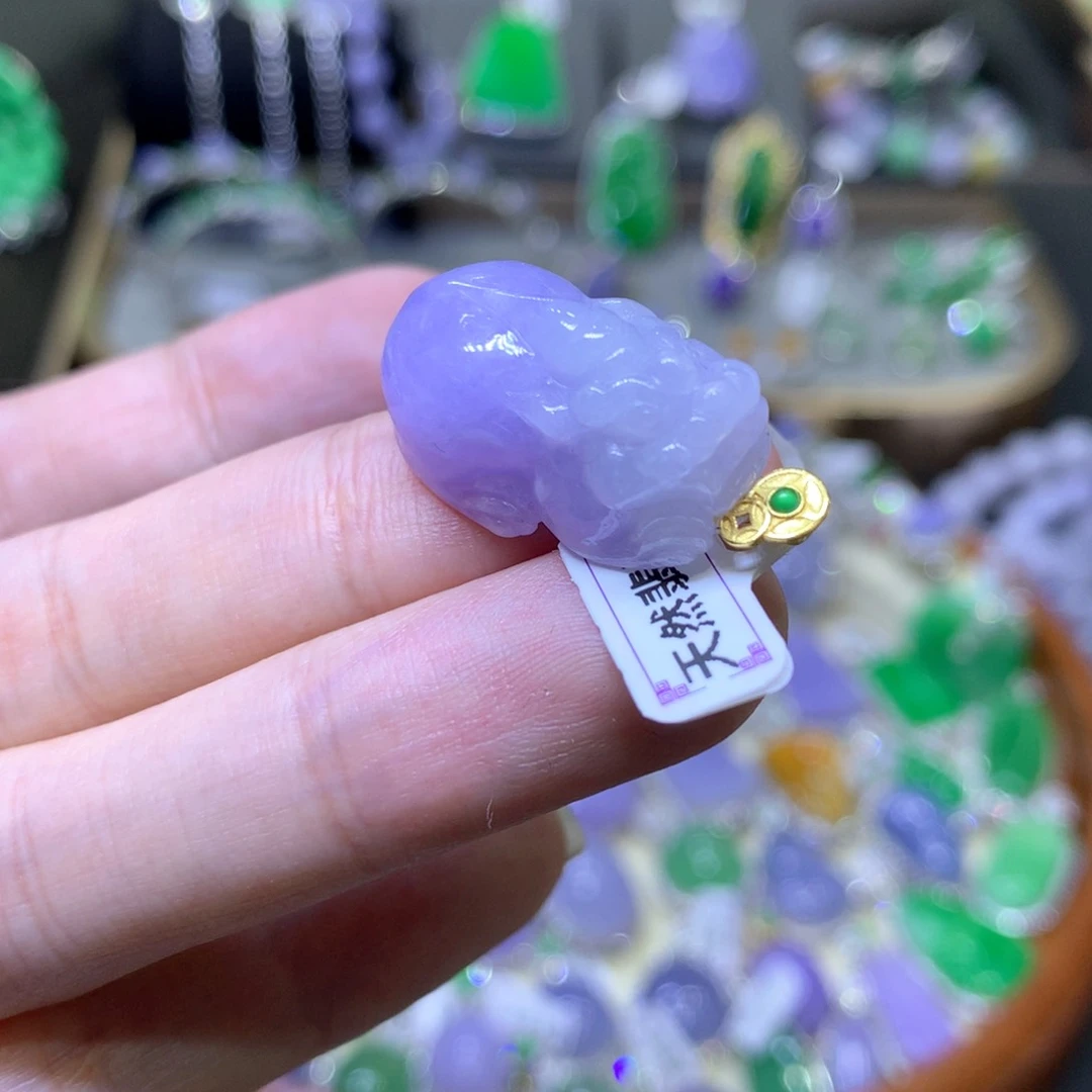 【闪购商品】翡翠颈饰18K金镶嵌翡翠吊坠项链