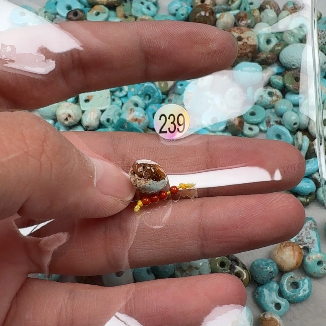 未镶嵌南红玛瑙珠宝奇石